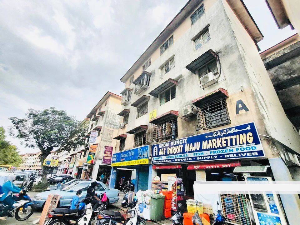 Corner Unit Blok A Flat Idaman Damansara Damai - photo 2