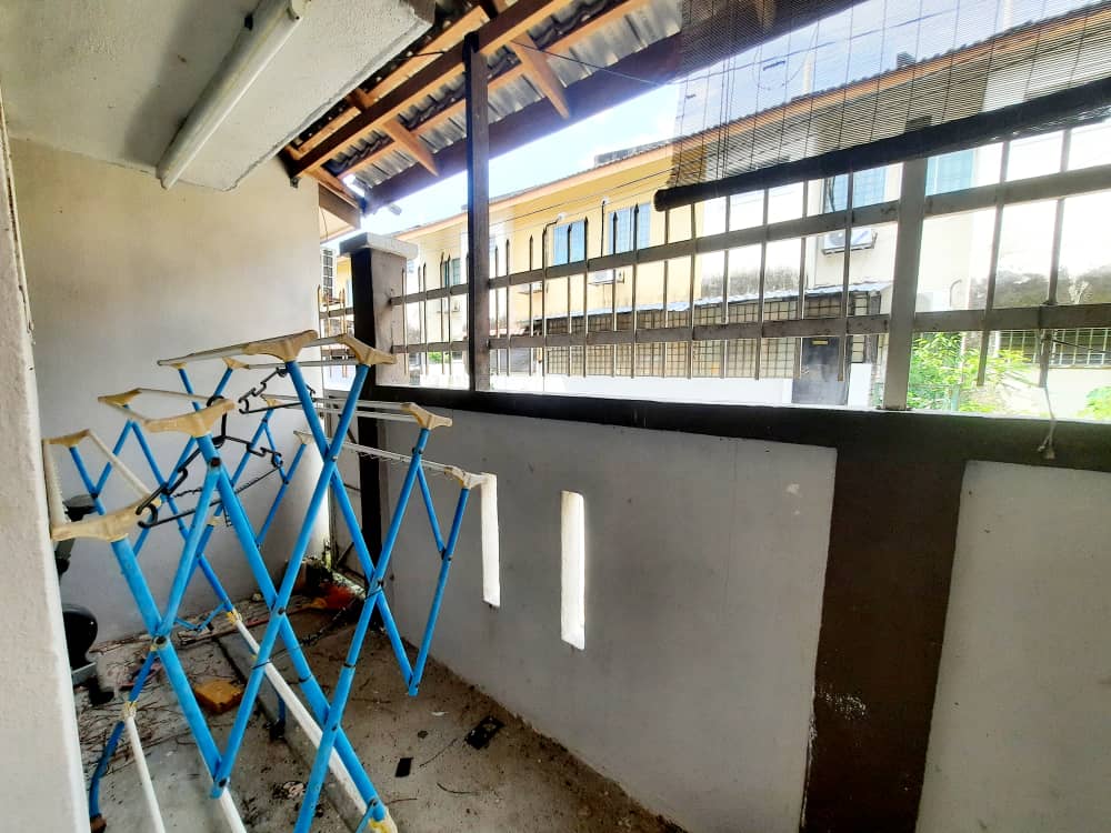 Facing Open Renovated Double Storey Desa Coalfield - photo 10