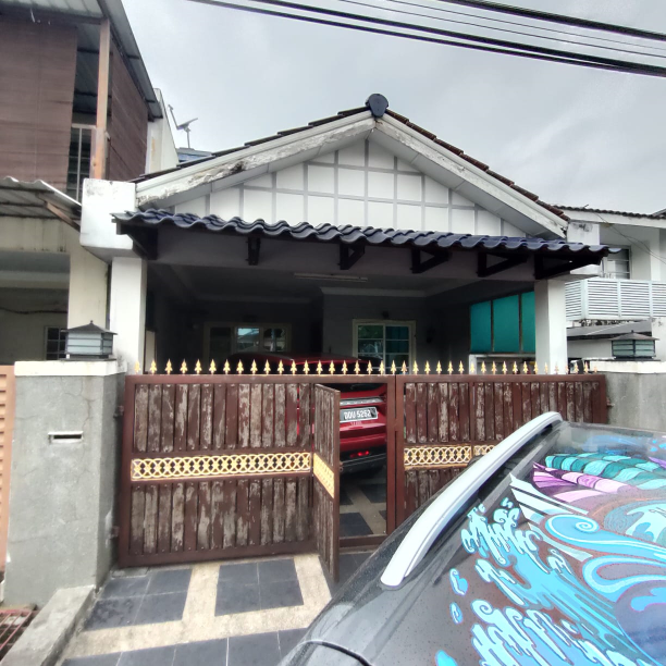 Renovated Double Storey Taman Wangsa Melawati KL - photo 2