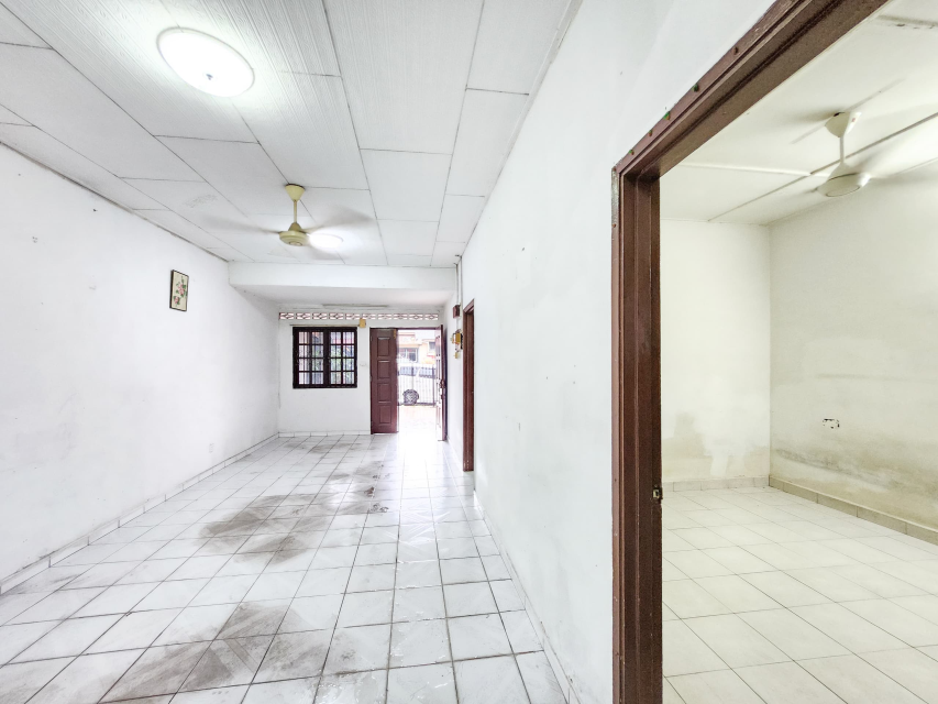 Freehold Single Storey Terrace Kelana Jaya, PJ - photo 2