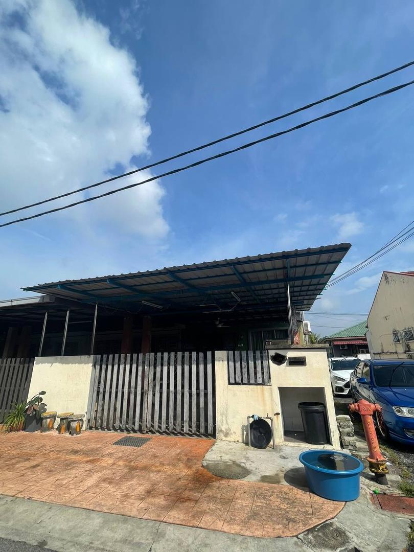 End Lot Single Storey Taman kembara Rantau Panjang - photo 3