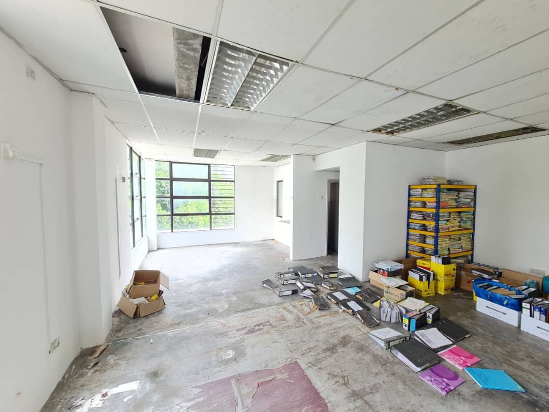 EndLot Lakeview Shop Plaza Crystalville Setapak KL - photo 7