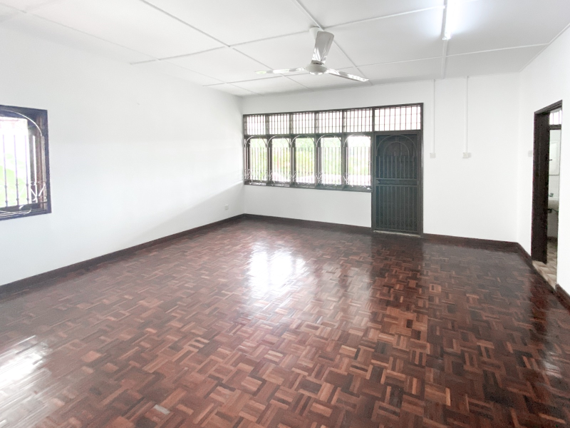 Facing School Double Storey Seksyen 6, Shah Alam - photo 7
