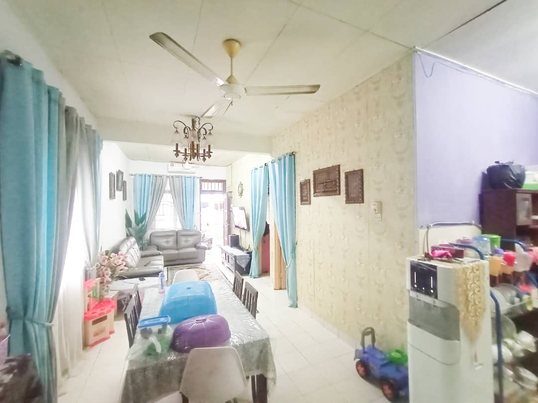 End Lot Teres Setingkat Bandar Putera klang - photo 6