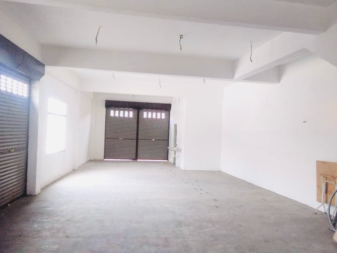 Corner Lot Double Storey Shop Lot, Tmn Karak Indah - photo 8