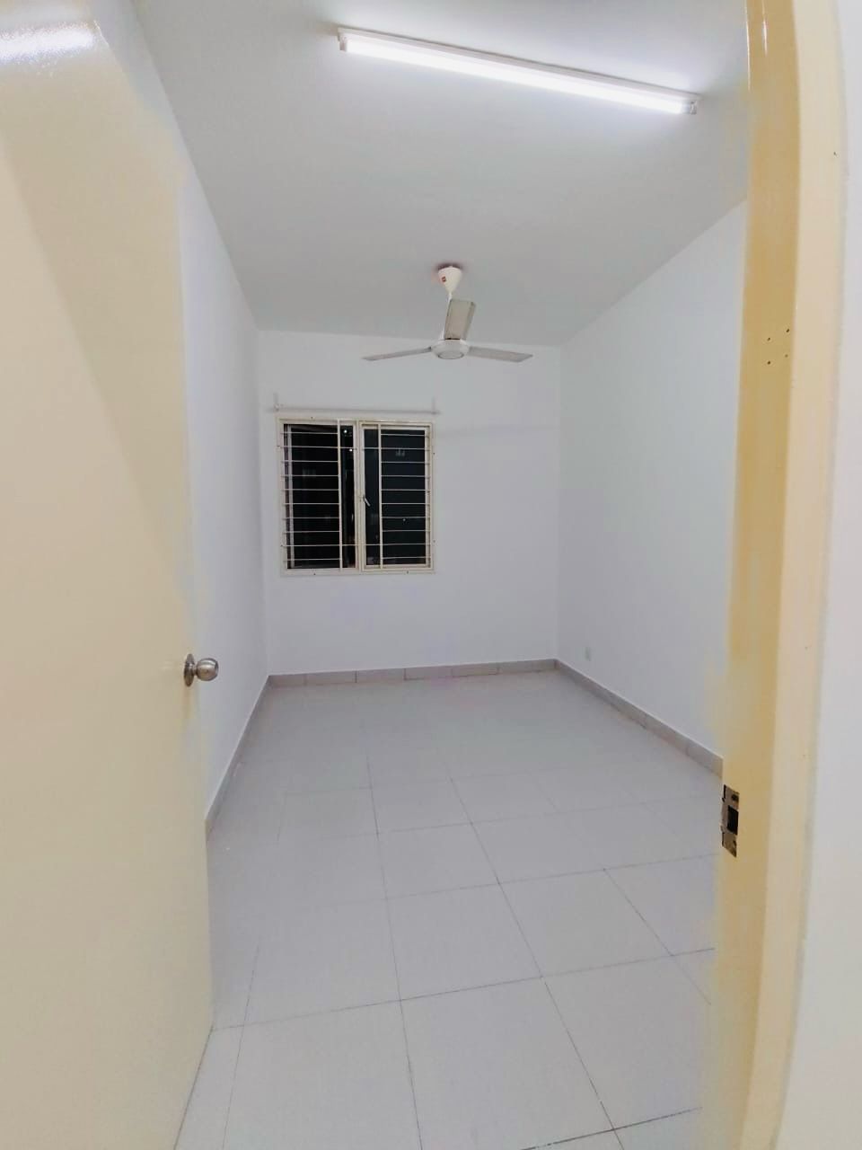 Level 3 Apartment Seri Jati, Setia Alam - photo 8