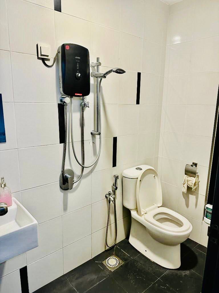 Fully Furnished Suria Jaya Soho Seksyen 16, Shah A - photo 12