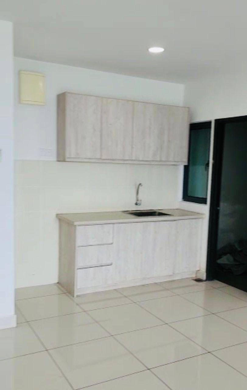 Partially Furnished Kiara Plaza Service Residence - photo 6