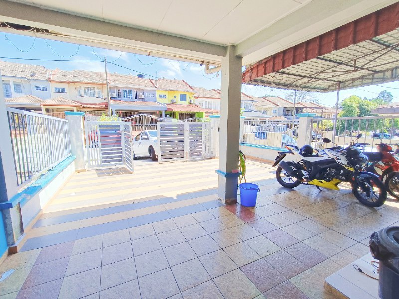 Murah Double Storey Taman Saujana Sp 10 Puchong - photo 4