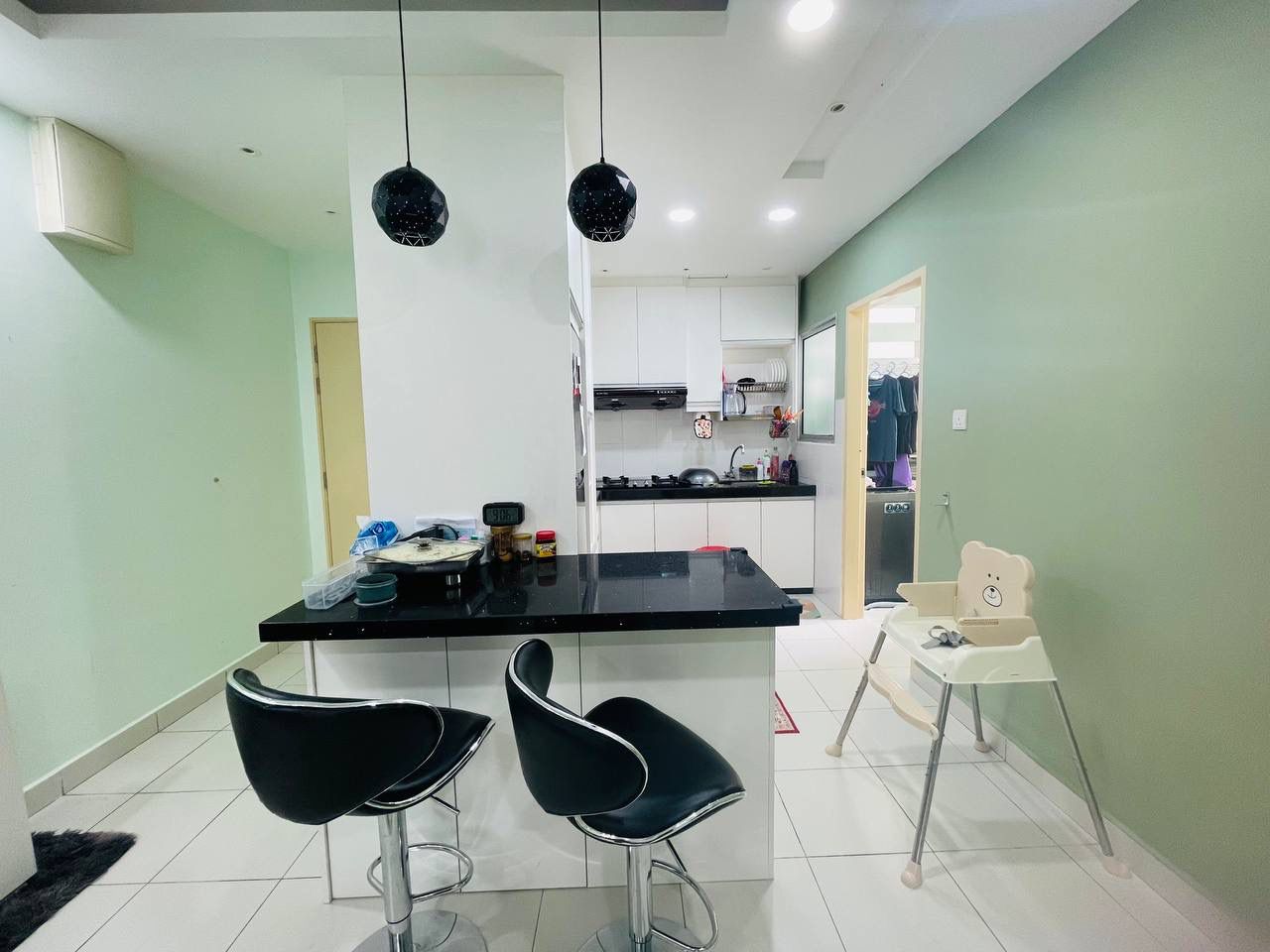 Renovated End Unit Pangsapuri De Palma Setia Alam - photo 4
