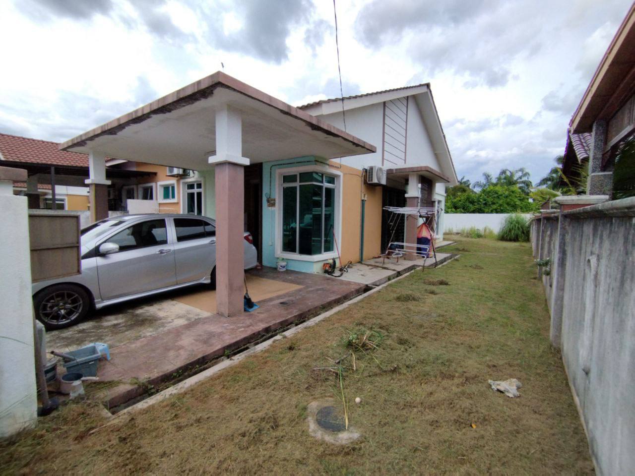 Renovated Semi D 1 Storey Tmn Salak Pekerti Sepang - photo 2