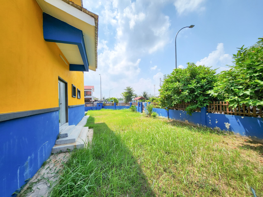 Corner Lot Double Storey Jln Kebun Shah Alam - photo 4