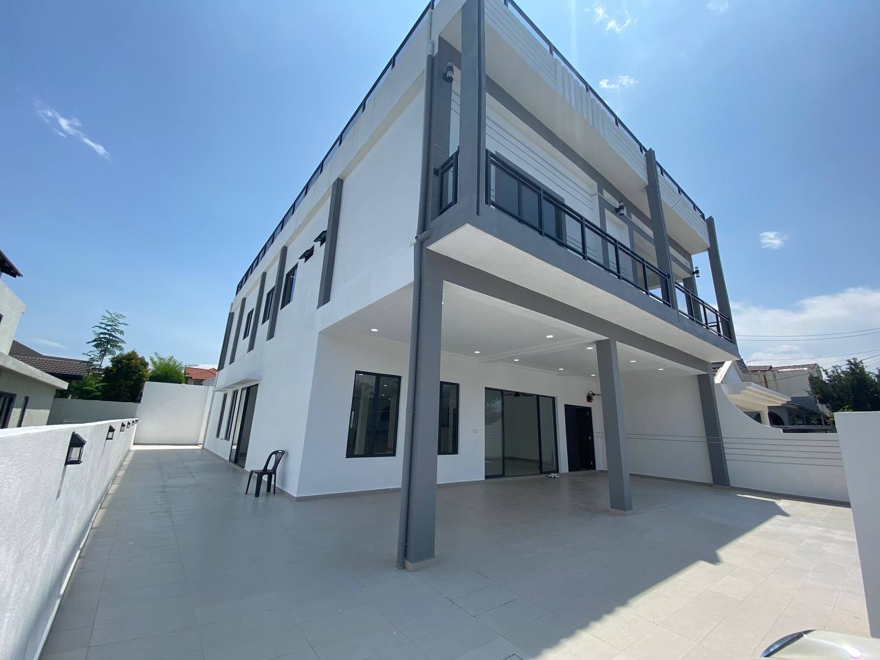 Facing open Refurbished 2 Storey Semi D SS14 Suban - photo 4