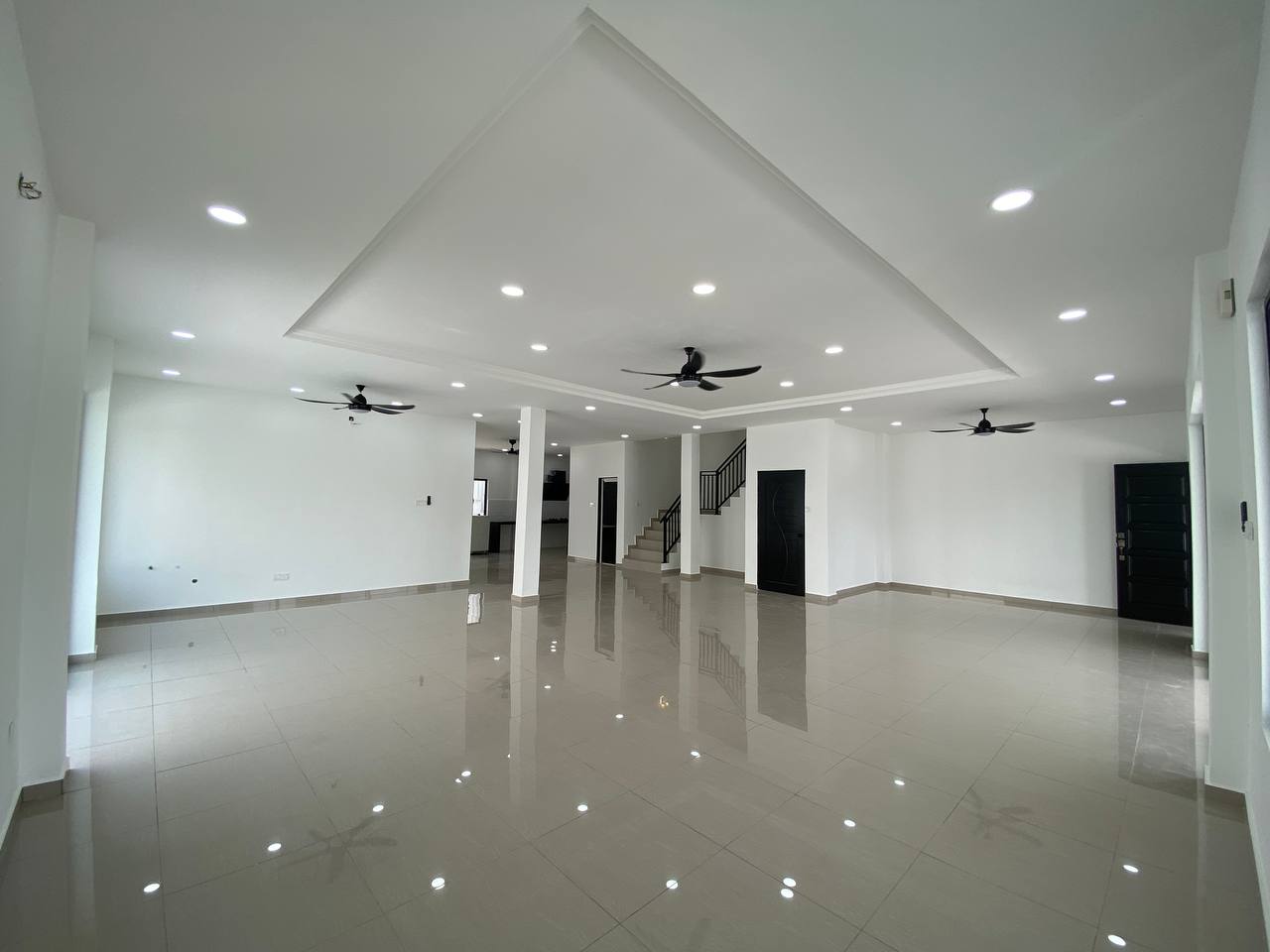Facing open Refurbished 2 Storey Semi D SS14 Suban - photo 7