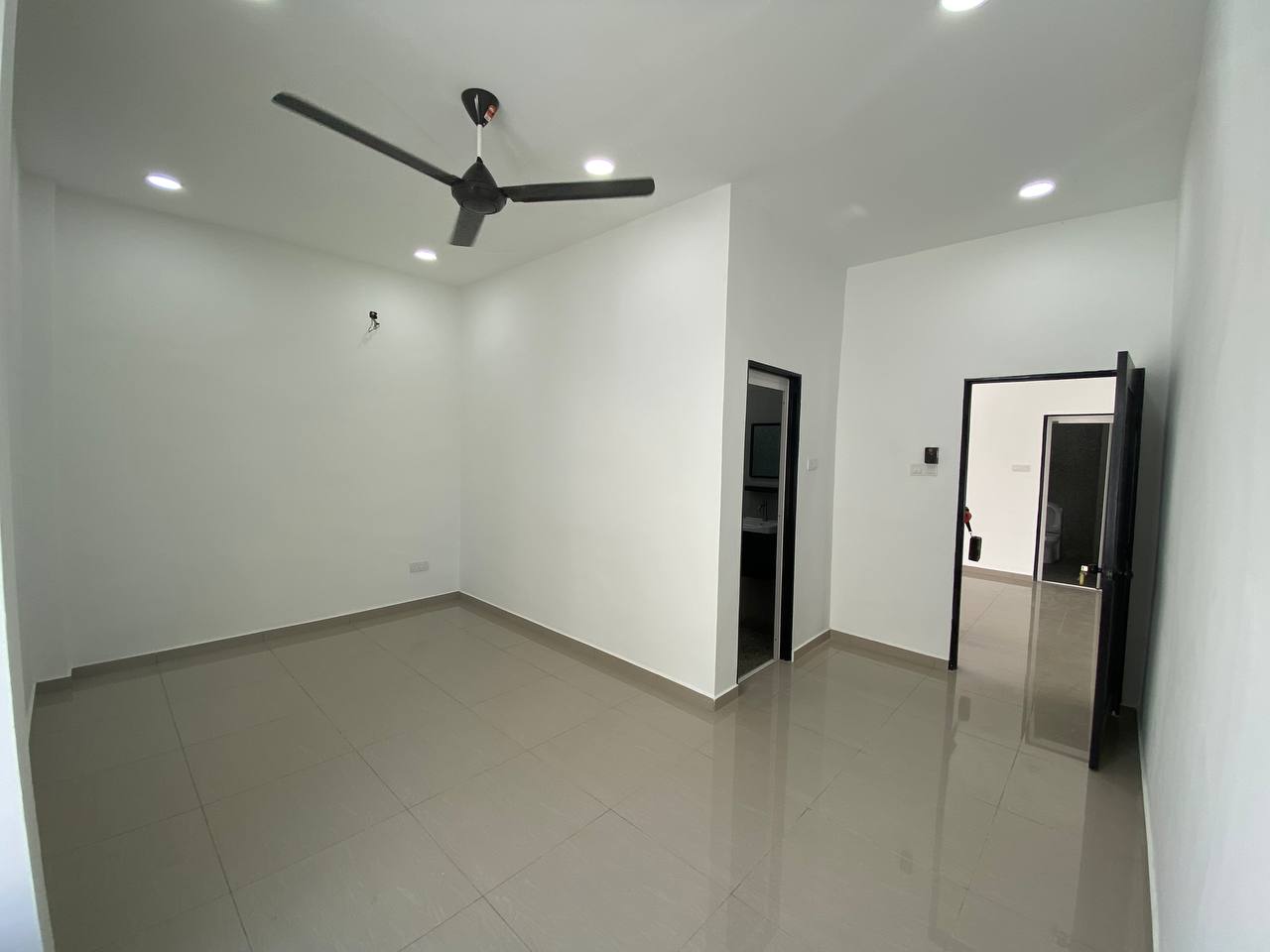 Facing open Refurbished 2 Storey Semi D SS14 Suban - photo 11