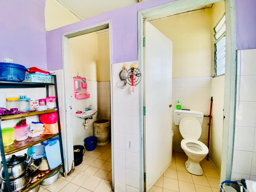 Blok 8 Flat Desa Mentari , Taman Medan Pj - photo 11