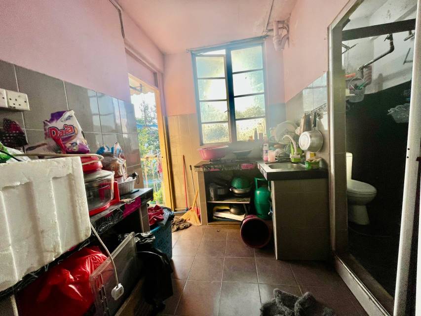 Walking Distance to LRT Flat Sek 1 Wangsa Maju Kl - photo 7