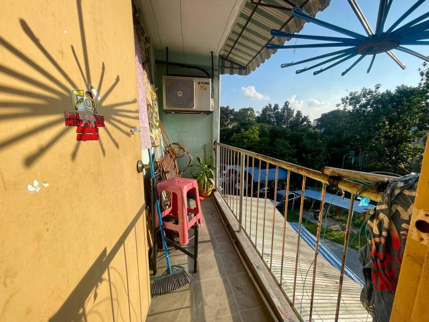 Walking Distance to LRT Flat Sek 1 Wangsa Maju Kl - photo 9