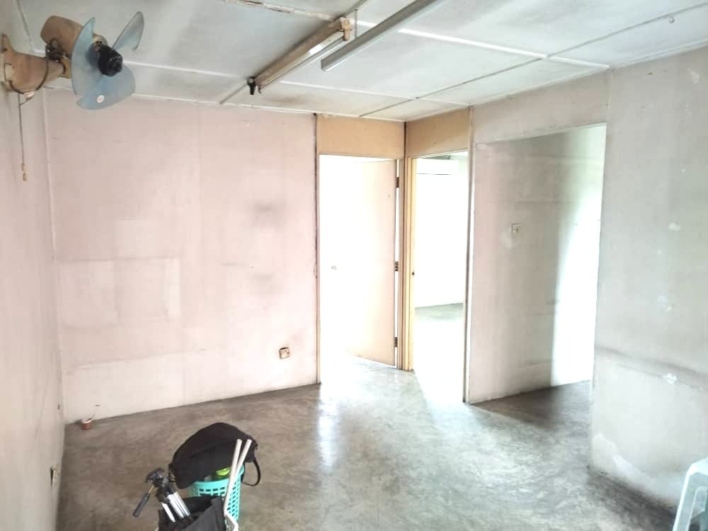 Flat Pandan Jaya Tmn Pandan Jaya Kl - photo 2