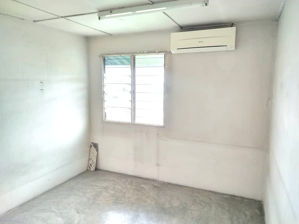 Flat Pandan Jaya Tmn Pandan Jaya Kl - photo 9