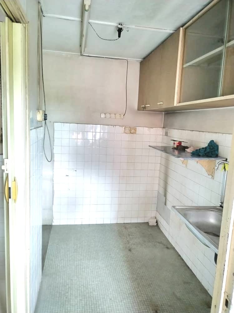 Flat Pandan Jaya Tmn Pandan Jaya Kl - photo 12