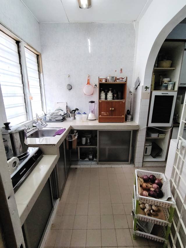 Renovated Double Storey Seksyen 24 Shah Alam - photo 12