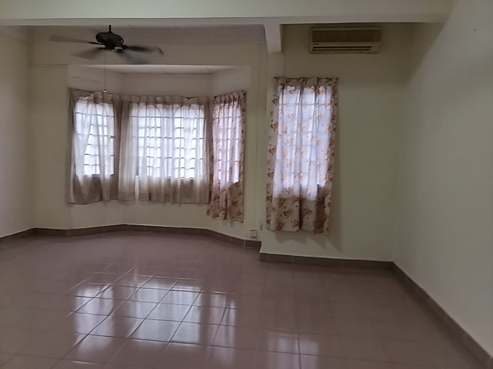 Double Storey Jln Vanadium Seksyen 7, Shah Alam - photo 4