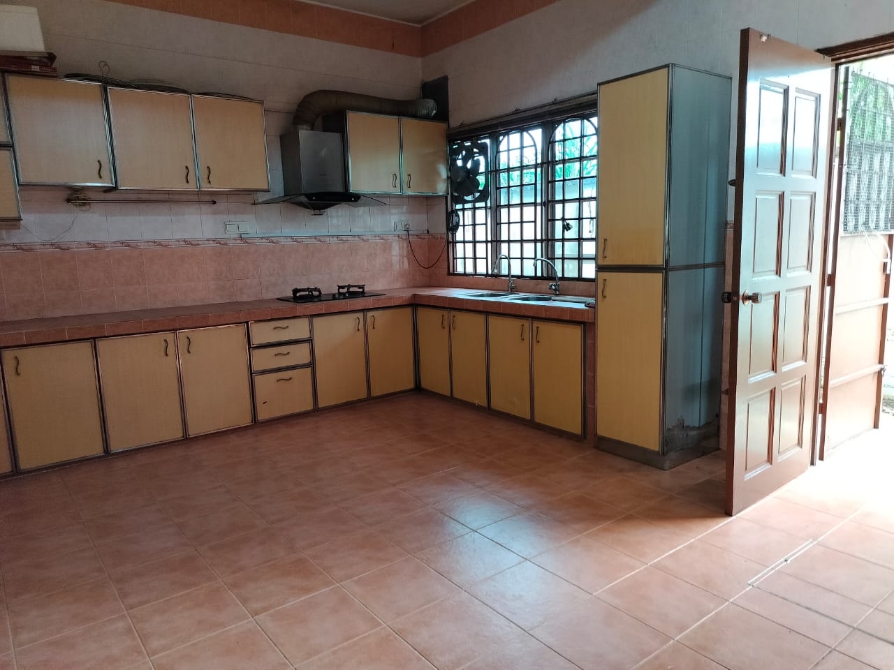 Double Storey Jln Vanadium Seksyen 7, Shah Alam - photo 11