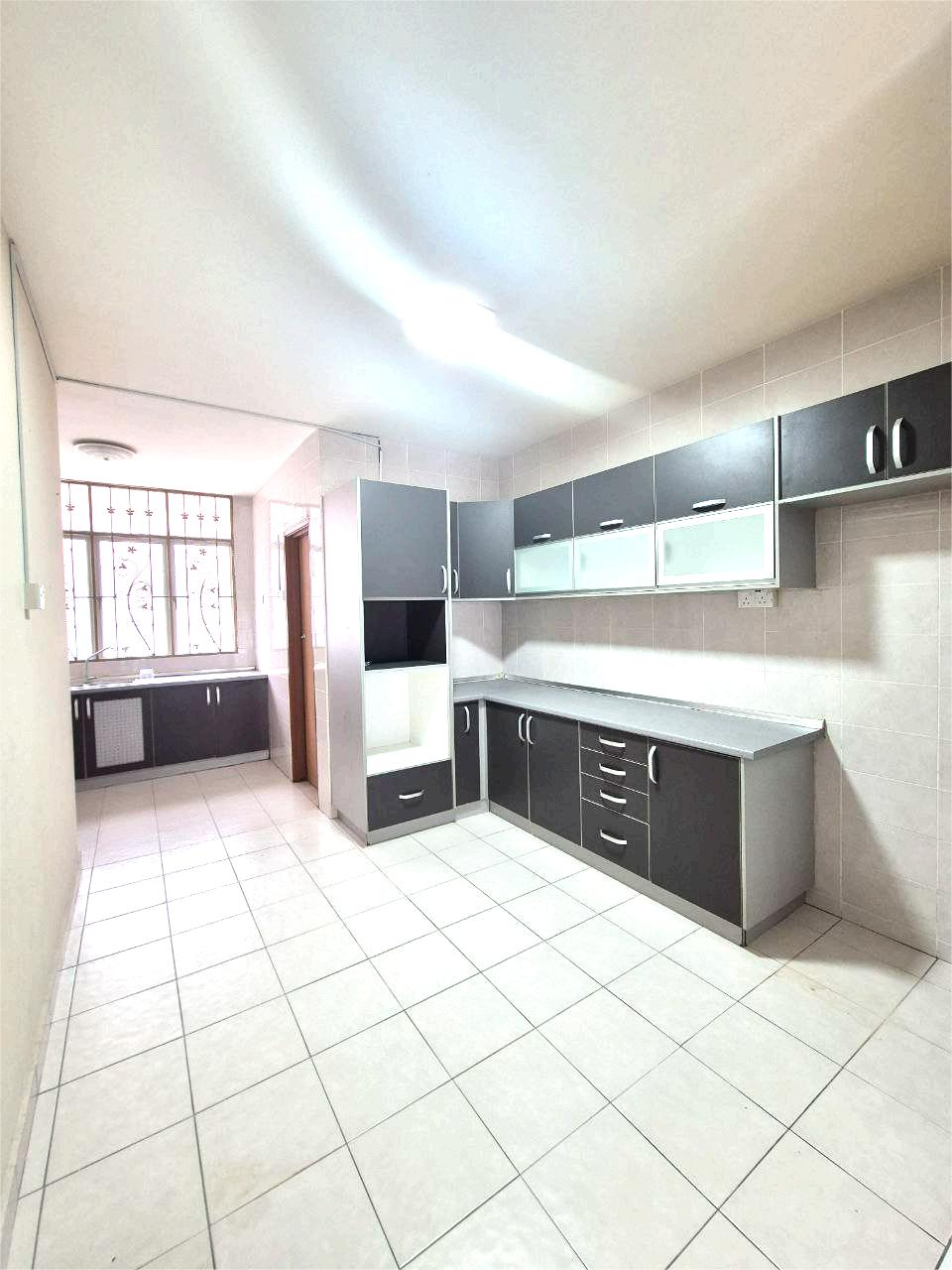 Freehold Double Storey Taman Kajang Impian, Bangi - photo 7