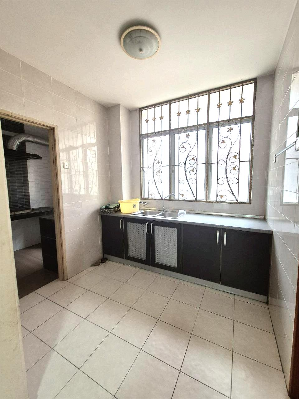 Freehold Double Storey Taman Kajang Impian, Bangi - photo 8