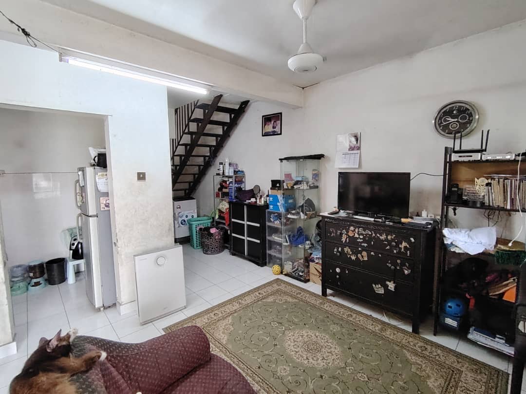 Double Storey, Semi D Cluster Seksyen 18 Shah Alam - photo 4