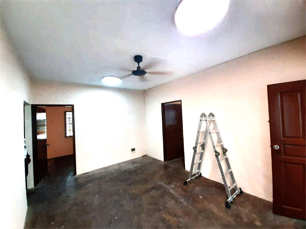 Level 3 Flat Bandar Bukit Tinggi 2, Klang - photo 2