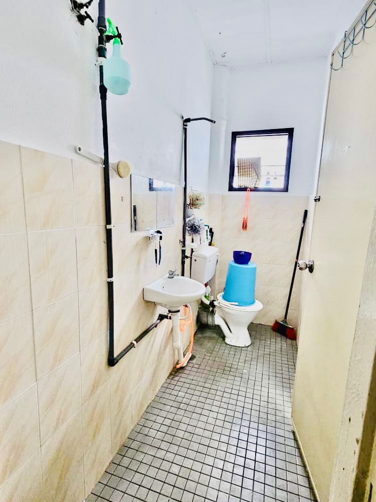 Freehold Renovated Double Storey Taman Sri Gombak, - photo 10