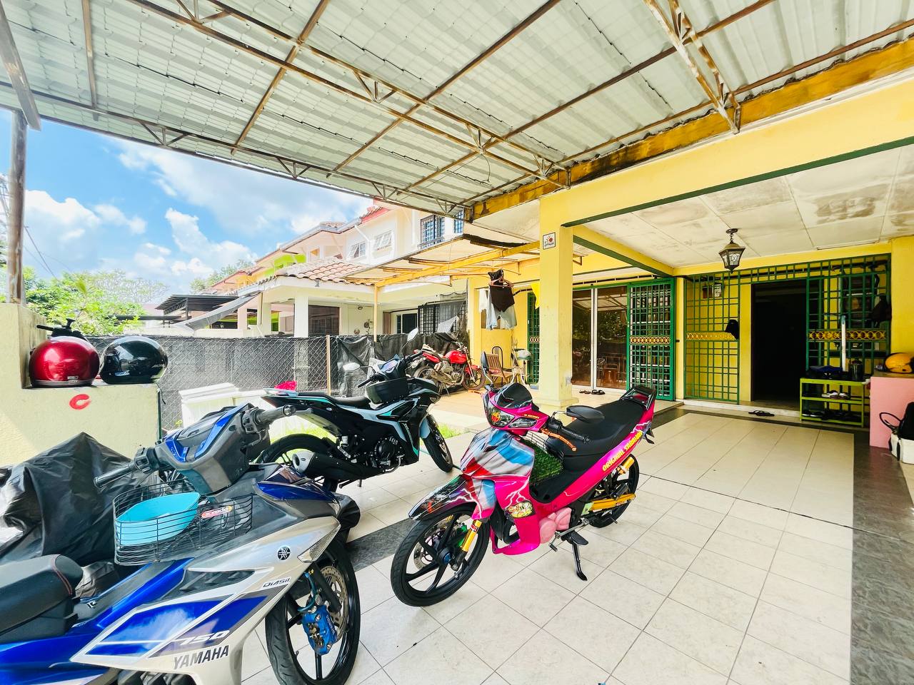 2 Storey Terrace Taman Saujana Puchong SP10, Pucho - photo 2