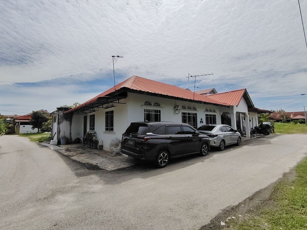 Renovated 2 Unit Rumah n Tanah di Sg Udang Klang - photo 5