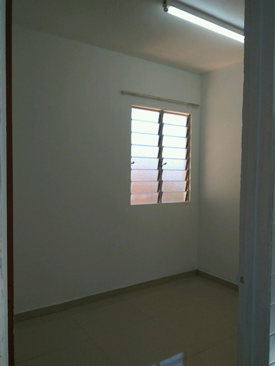 Medium Cost Flat Pkns Seksyen 8 Shah Alam - photo 8