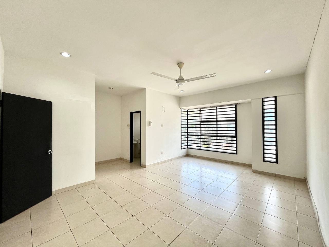 Freehold Double Storey Bangi Avenue 1, Bangi - photo 11