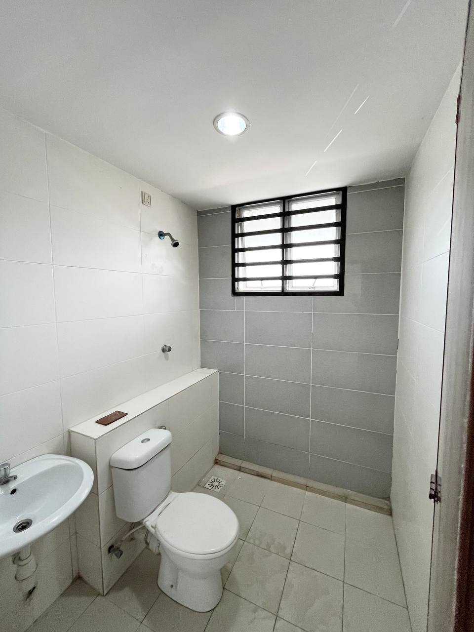 Freehold Double Storey Bangi Avenue 1, Bangi - photo 13