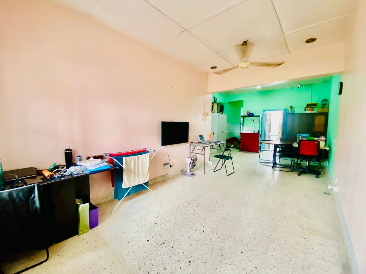 Partly Furnished Tmn Sri Sentosa Jln Klang Lama - photo 6