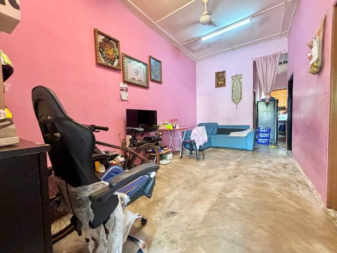 Corner Lot Single Storey Tmn Kota Jaya Kota Tinggi - photo 4