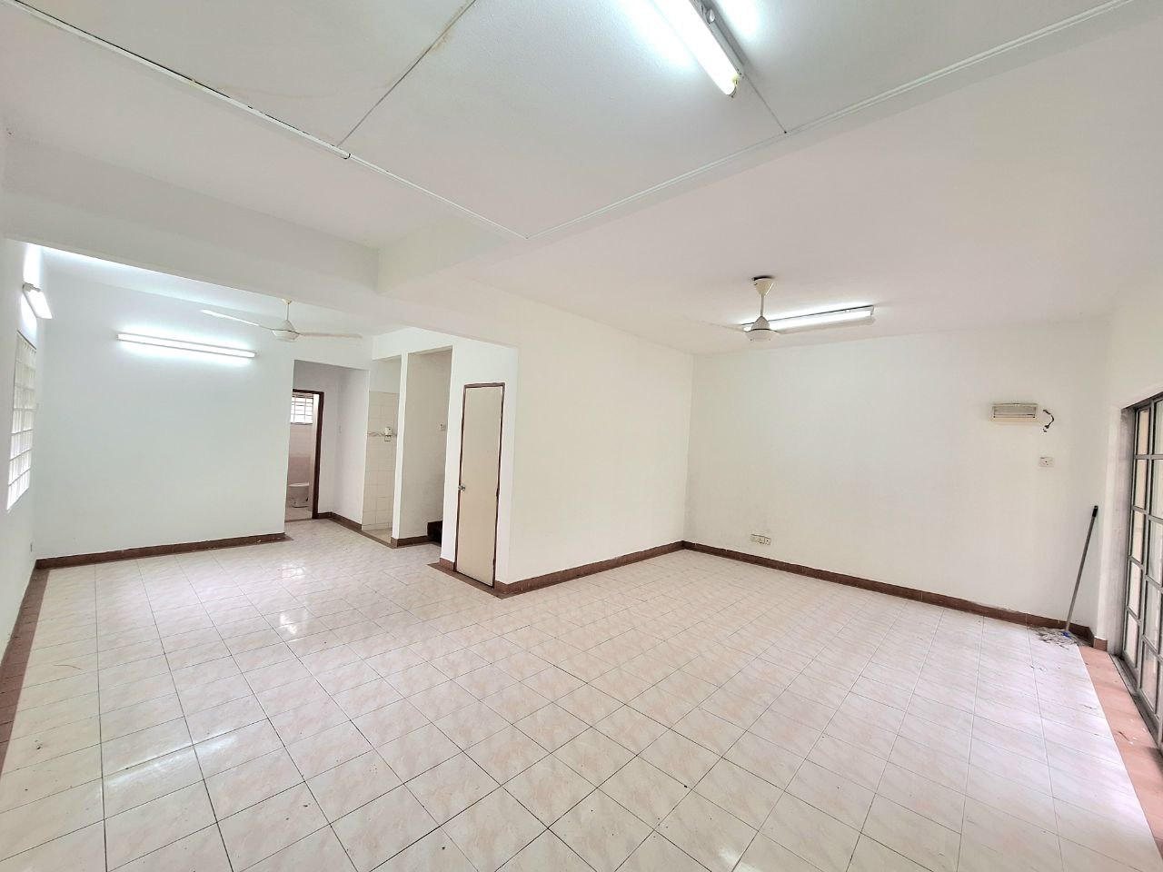Corner Lot 2 Storey Anggerik Aranda Kota Kemuning - photo 6