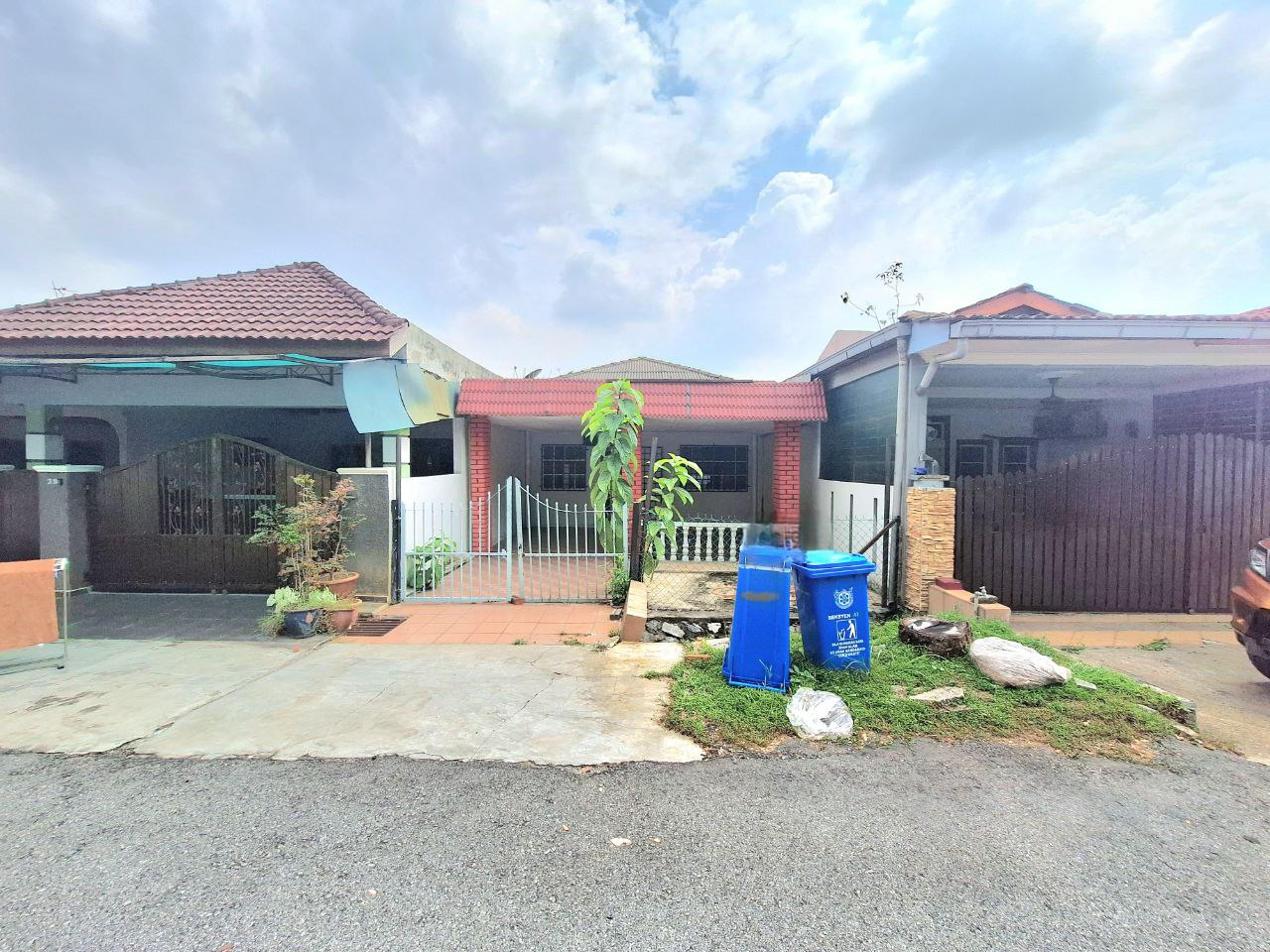 Facing Open Single Storey Seksyen 17, Shah Alam - photo 2