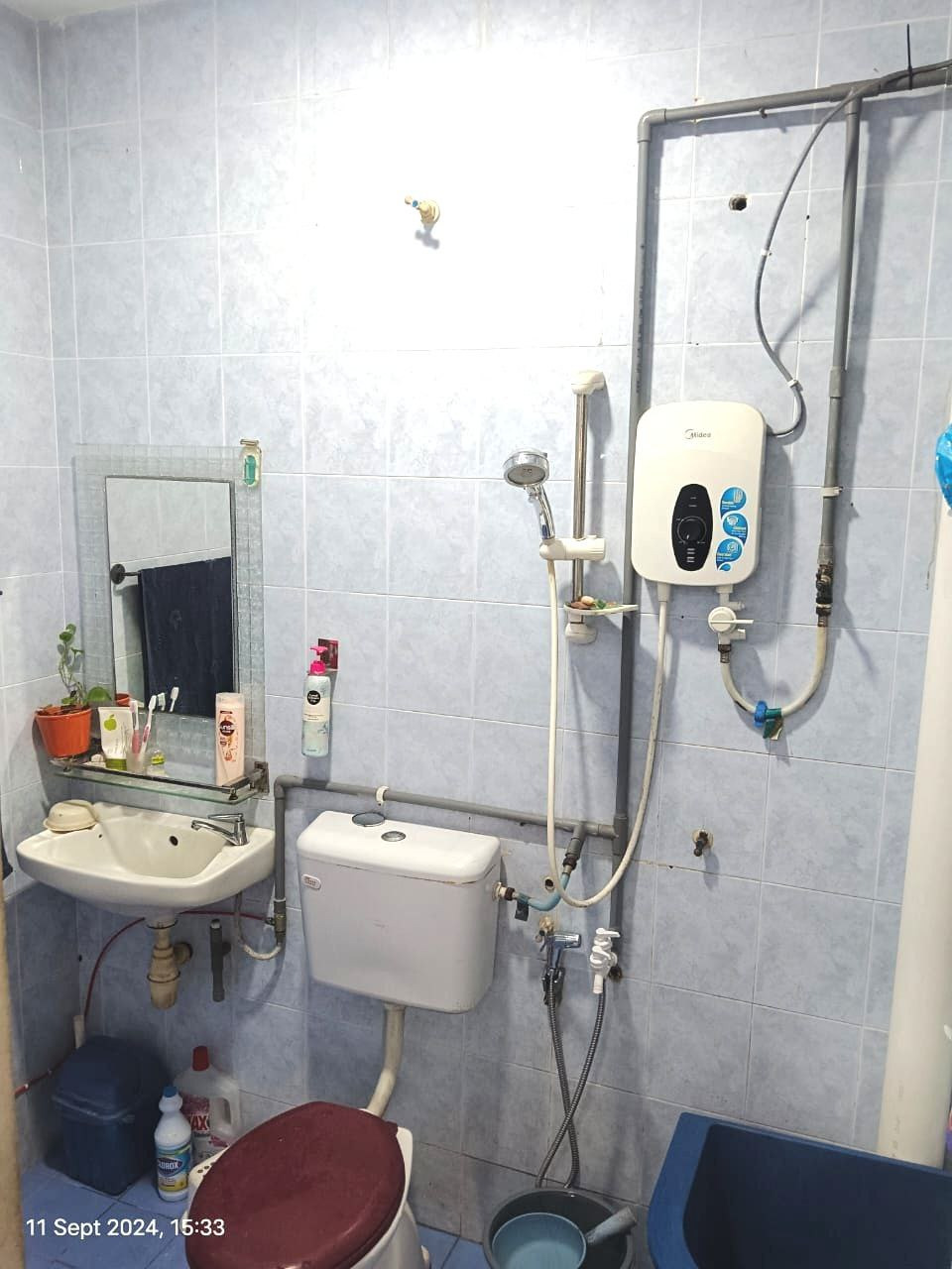 Freehold Renovated 2 Storey Tmn Teluk Pulau Indah - photo 13