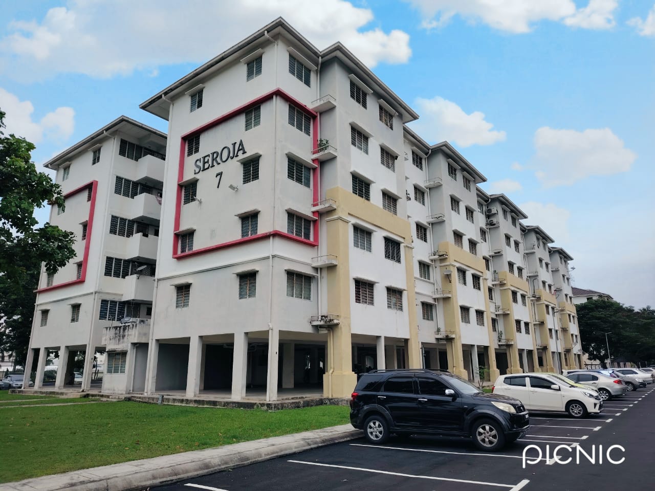 Level 2 Renovated Pangsapuri Seroja Setia Alam - photo 2