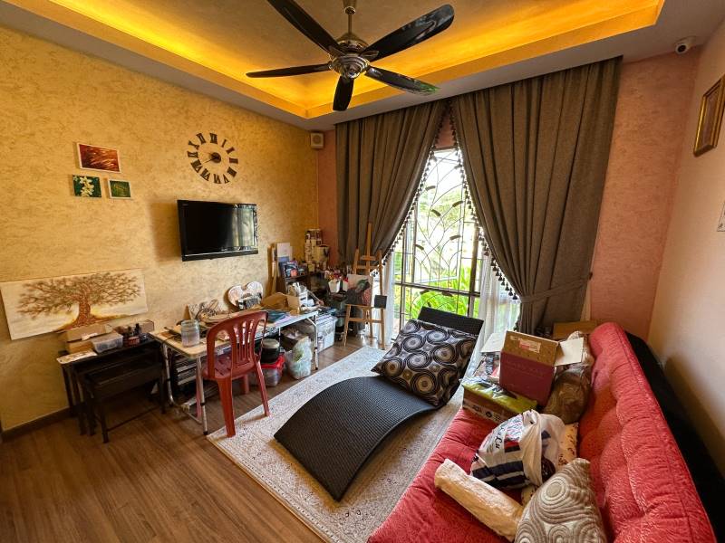 Renovated Double Storey-Linked Corner, Setia Indah - photo 3