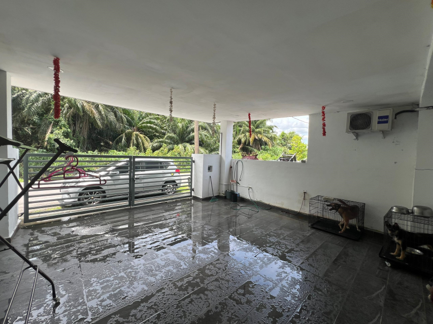 Freehold Renovated Single Storey Tmn Sentosa Klang - photo 3