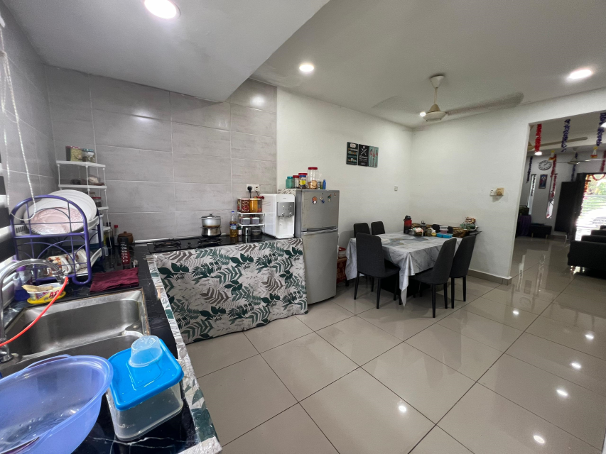 Freehold Renovated Single Storey Tmn Sentosa Klang - photo 7