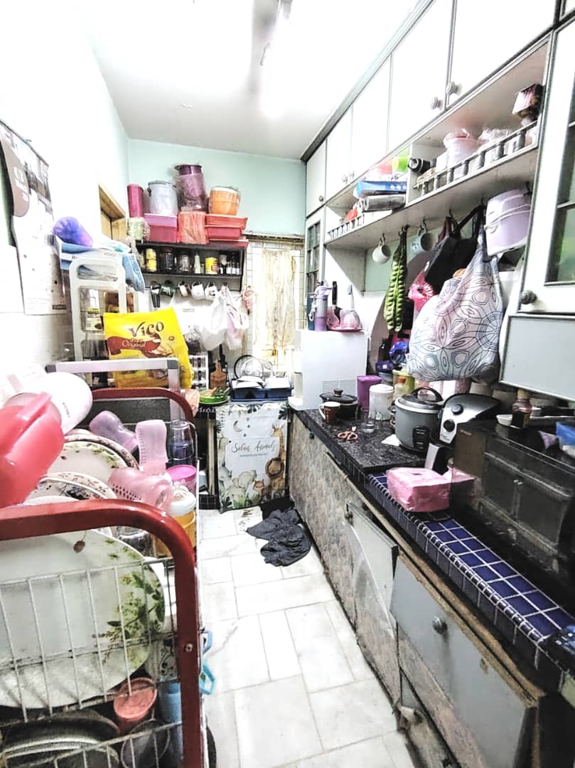 Double Storey, Semi D Cluster Seksyen 18 Shah Alam - photo 8