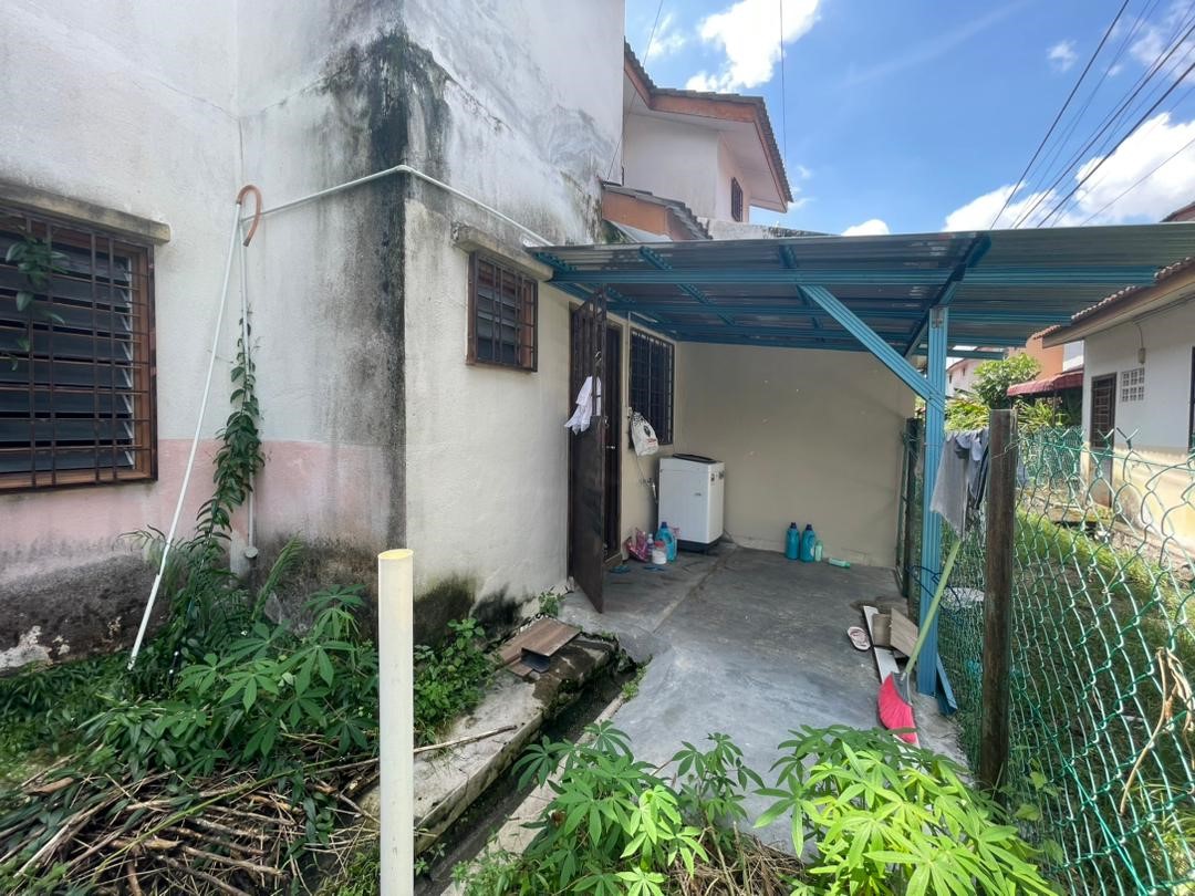 Facing Open Double Storey Bandar Saujana Putra Sp7 - photo 11
