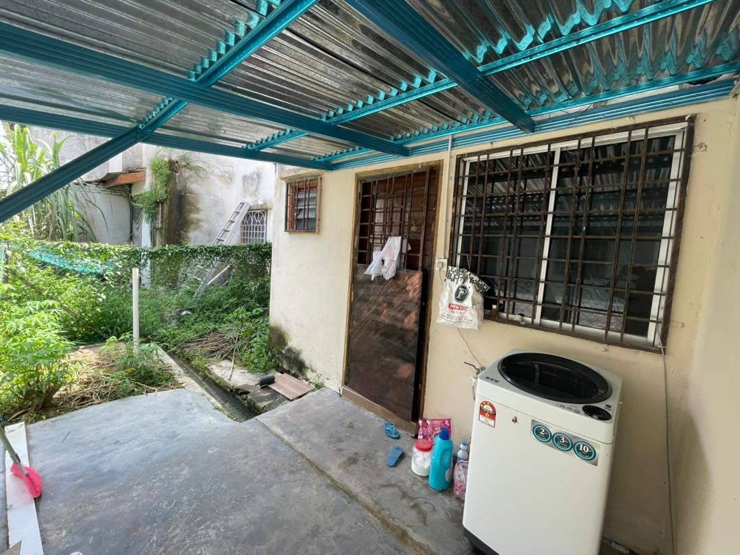 Facing Open Double Storey Bandar Saujana Putra Sp7 - photo 12